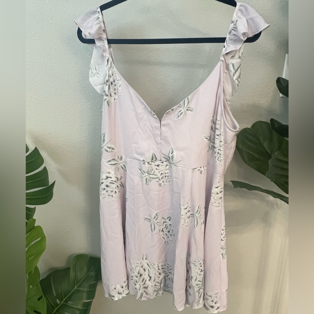 Flutter sleeve floral babydoll top